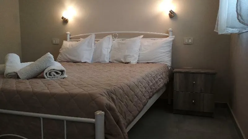 Casa De Rosa Studios & Apartments 케팔로니아